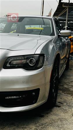 کرایسلەر 300